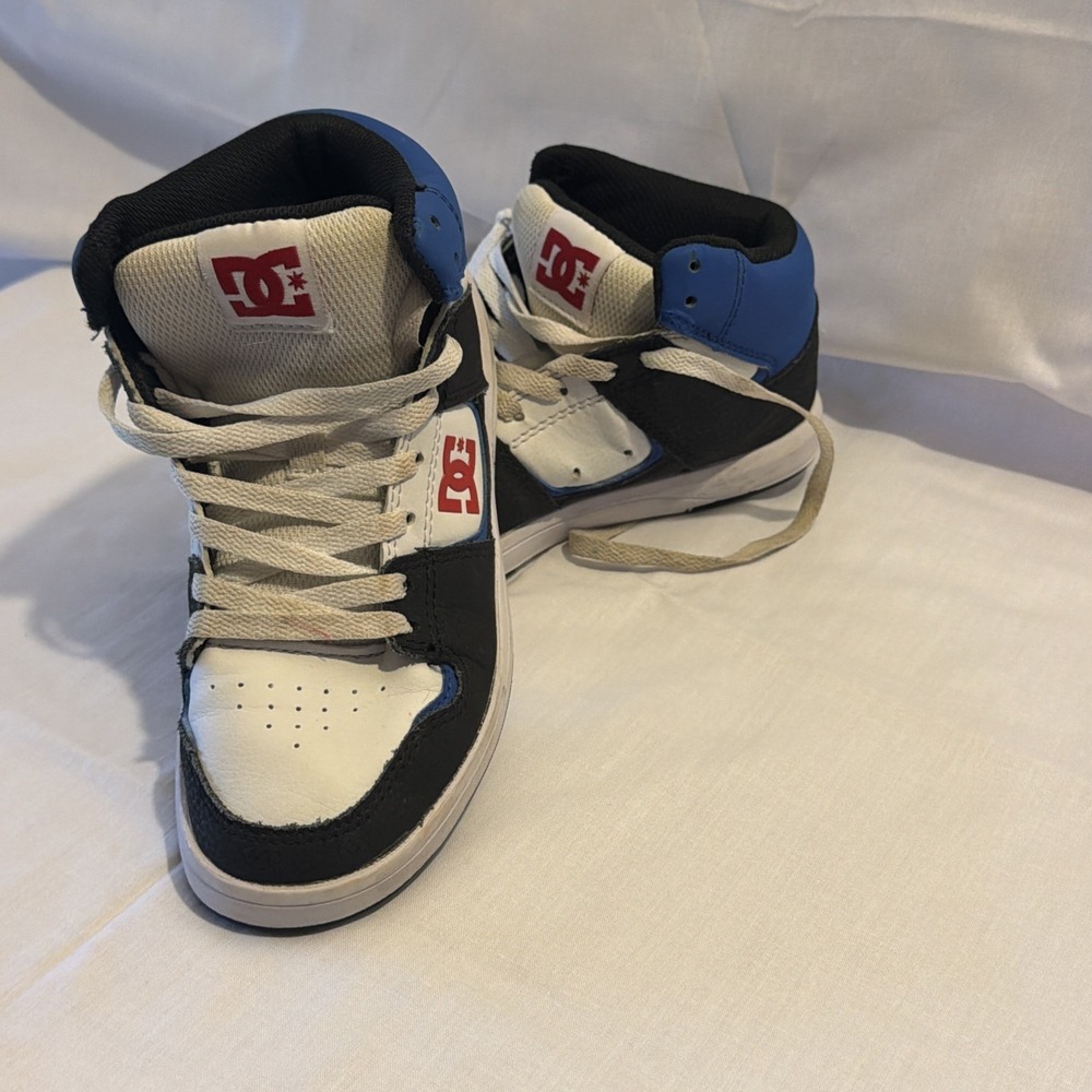 NEW Men's DC Shoes Cure High Top Blue‎ And Black Size 10.5